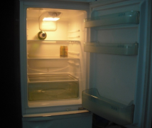 冰箱异味是怎么产生的，冰箱异味去除的方法
